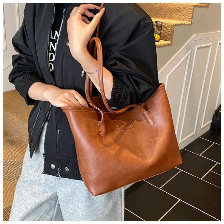 Oil Wax Skin Bag - MTX